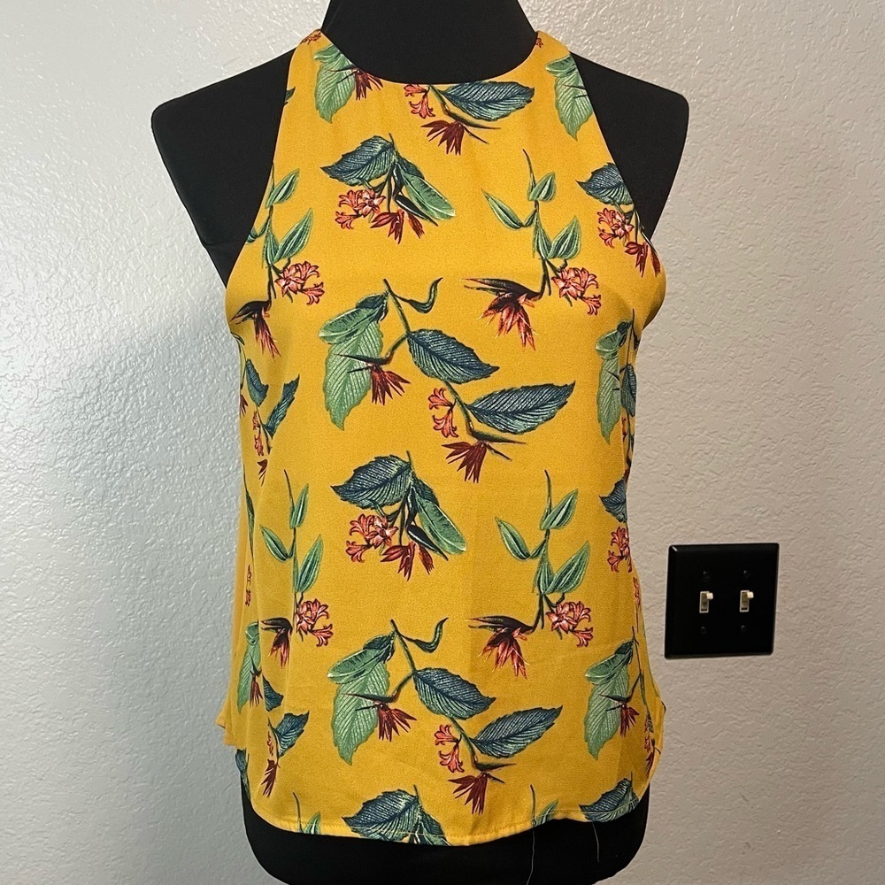 Forever 21 High Neck Floral Print in Mustard Tank Top MEDIUM